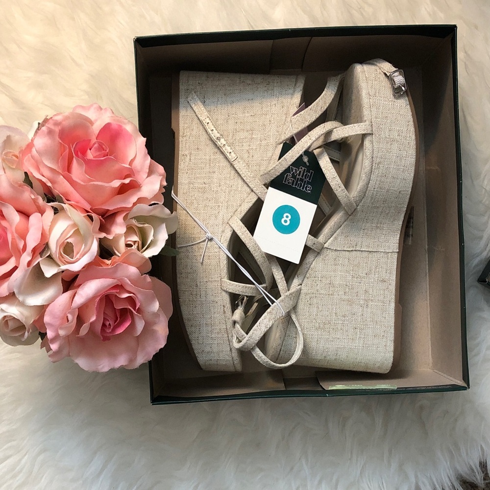 NIB • WILD FABLE • Beige Platform Strappy Sandals • Size 8 - Picture 4 of 13